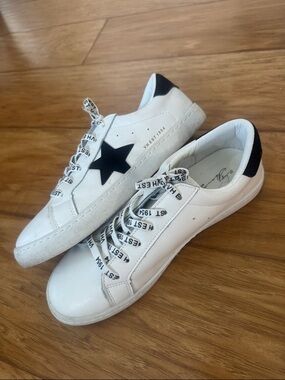 {Vintage Havana} low top sneakers